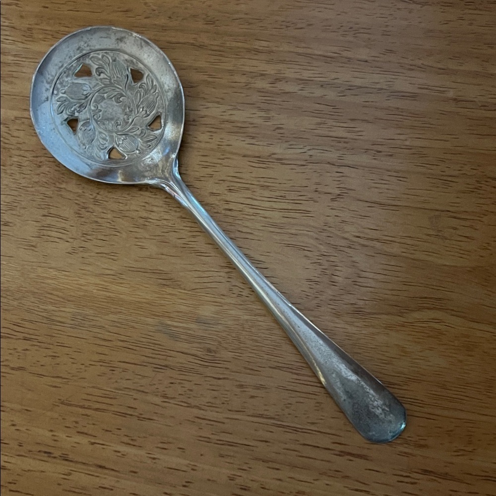 Vintage Leonard Silverplate Serving Spoon Tomato Cranberry Slotted Pierced Italy